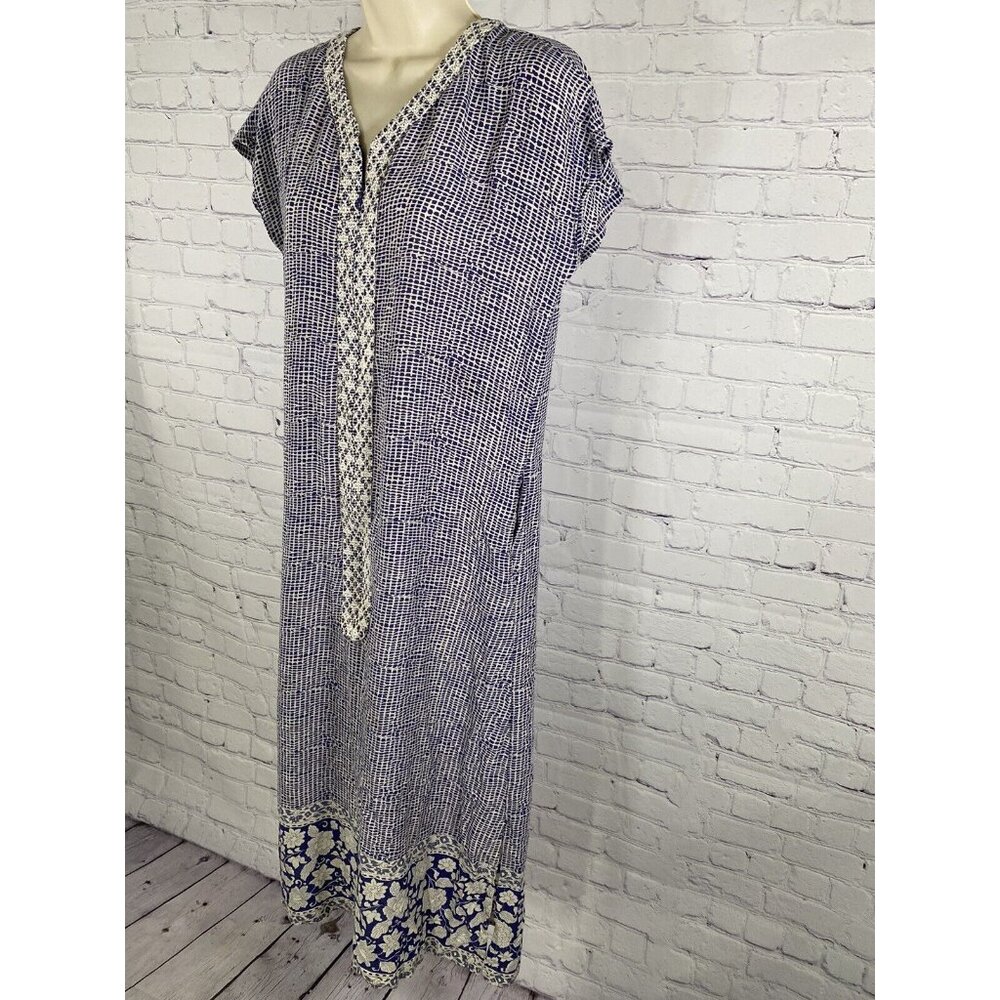Patio Casuals Cabernet Long Blue White Floral Embroidered Pockets Dress S Small - Picture 3 of 12